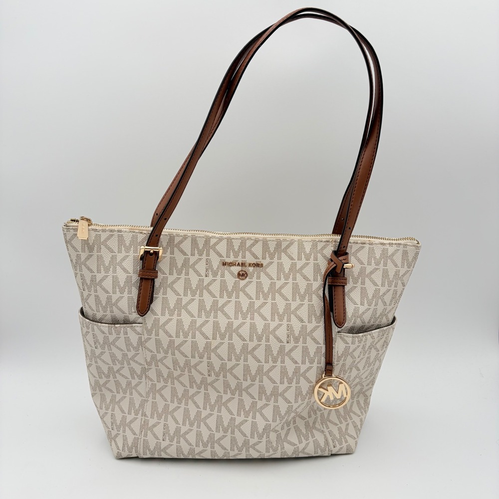 Michael Kors Charlotte Large Top Zip Tote Bag Vanilla Acorn Logo Print Gold Tone